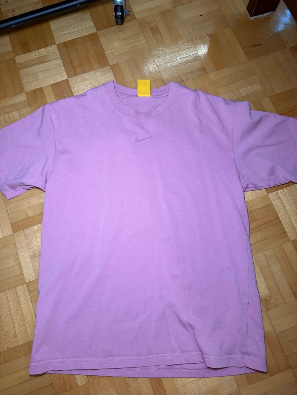 Nike Men’s Lavender Crewneck Short-Sleeve Tee